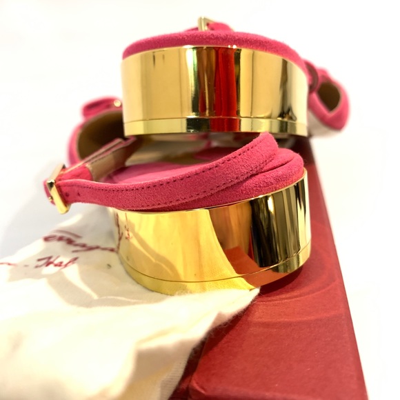 Salvatore Ferragamo Felma Flats in Framboise - Picture 4 of 8